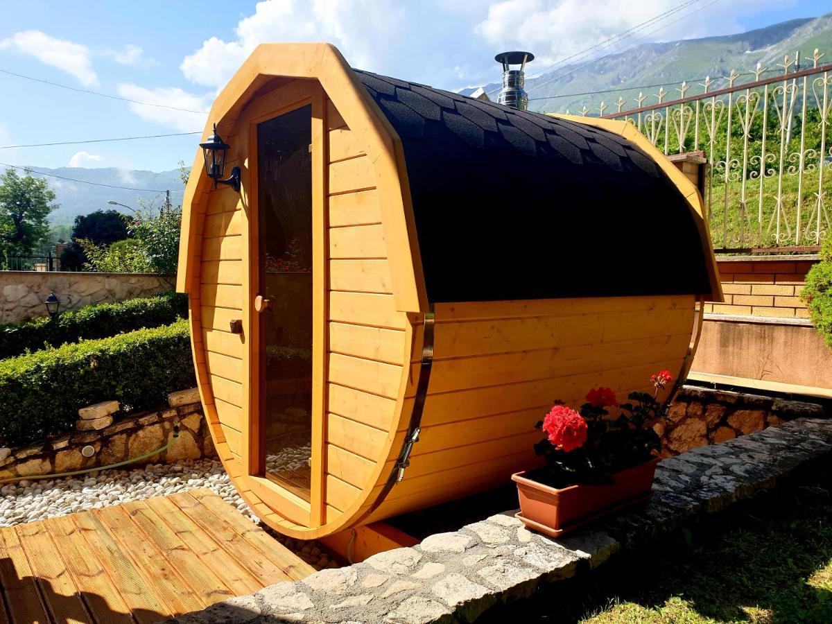 B&B Lo Chalet Di Ocre San Felice d'Ocre Exterior foto